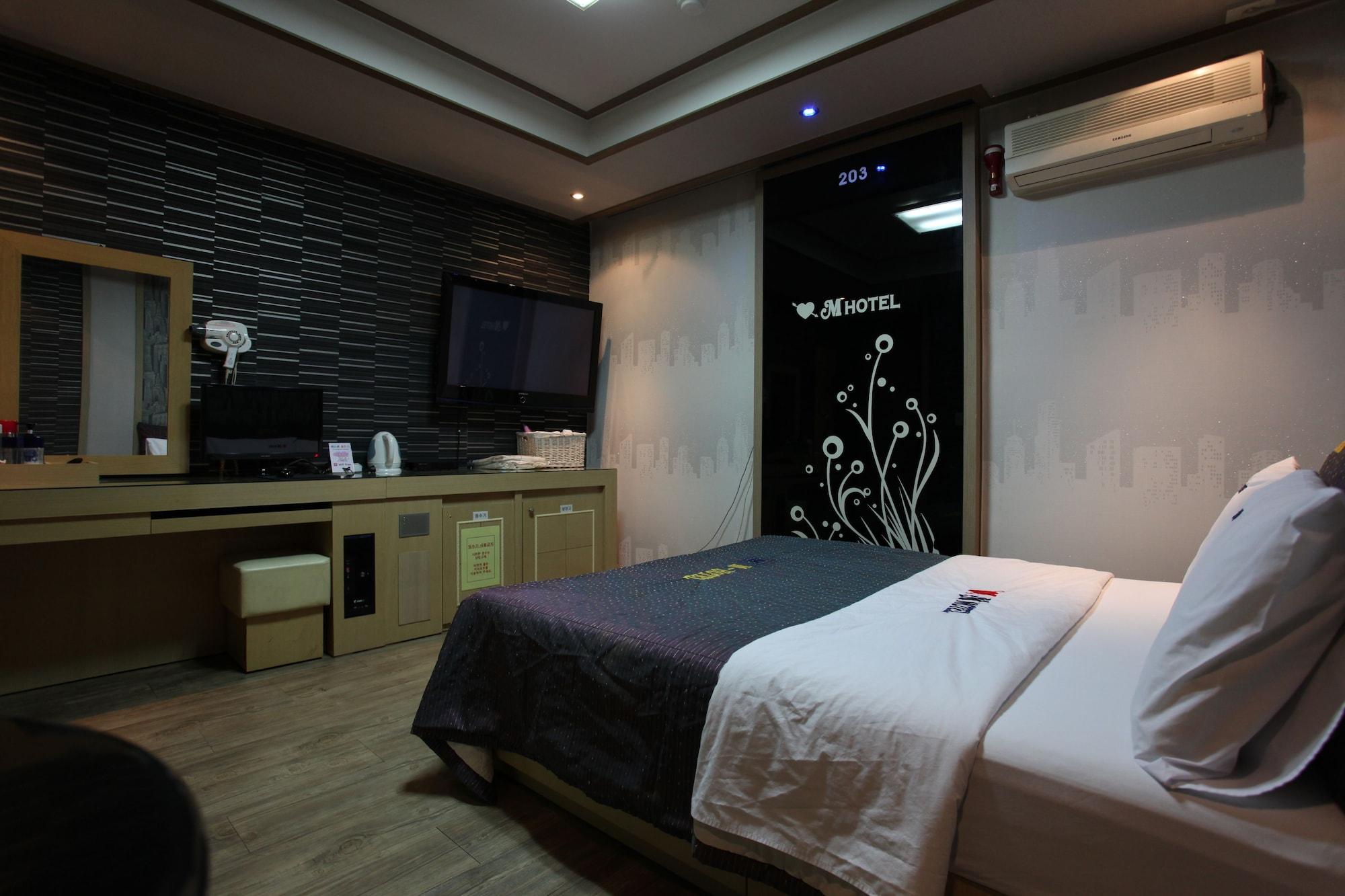 M Motel Songtan พย็องแท็ก ภายนอก รูปภาพ